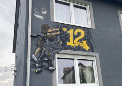 Graffiti Außenfassade Hauswand Kirchberg